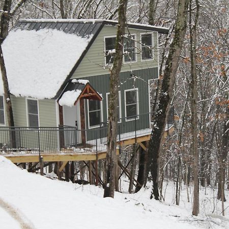 Willa Secluded Treehouse In The Woods - Tree Hugger Hideaway Branson Zewnętrze zdjęcie