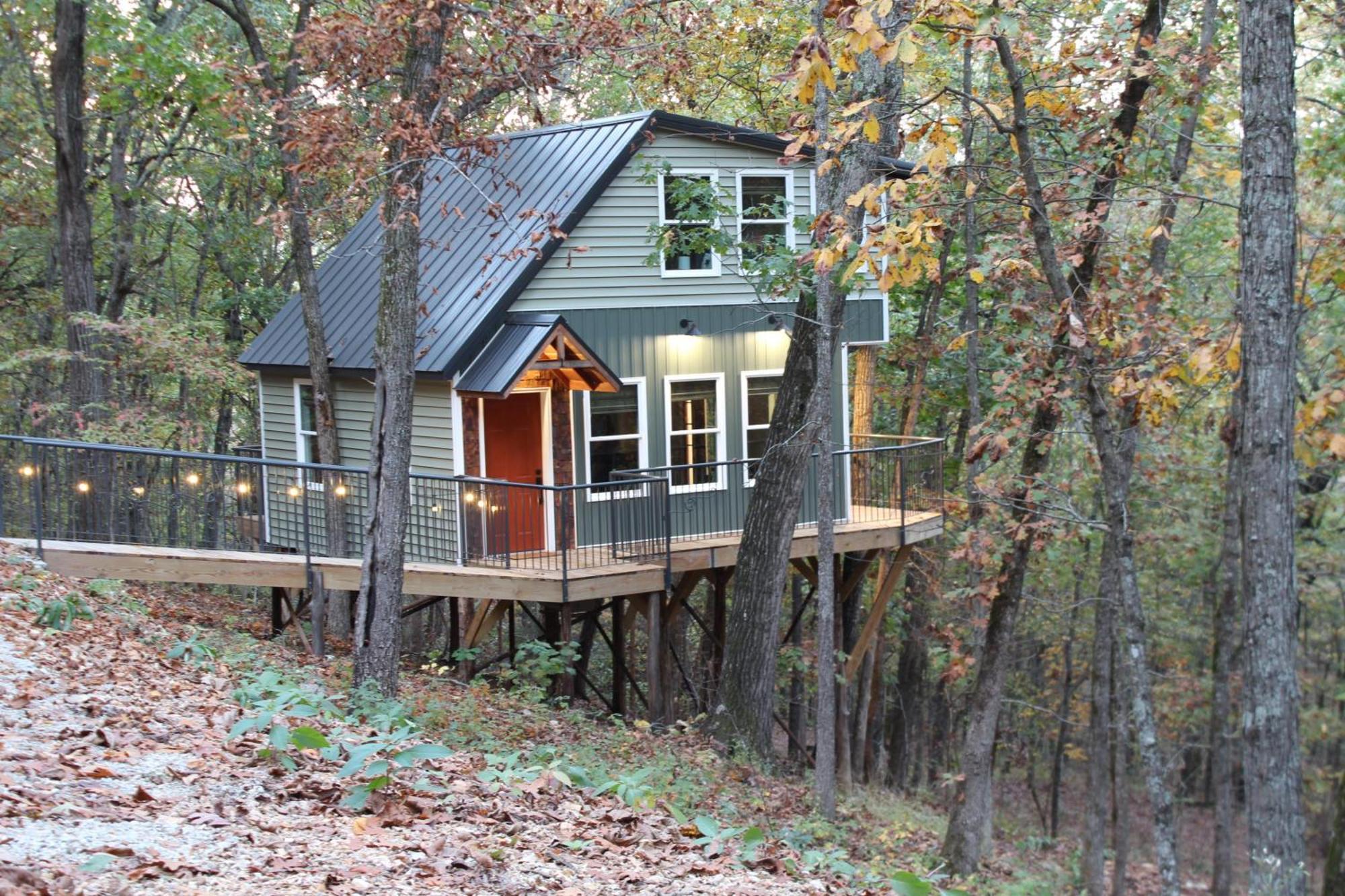 Willa Secluded Treehouse In The Woods - Tree Hugger Hideaway Branson Zewnętrze zdjęcie